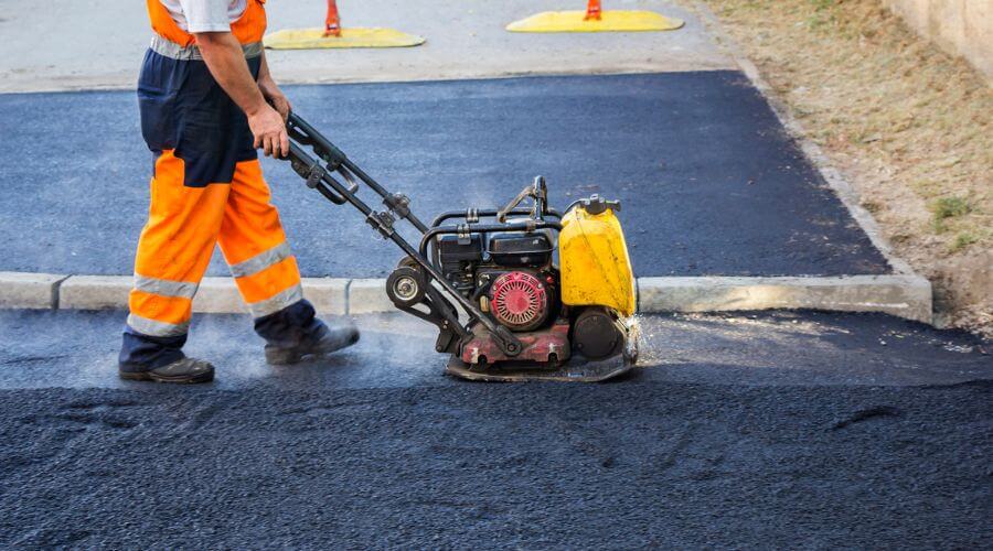 Expert flood damage restoration services in Wiergate, TX